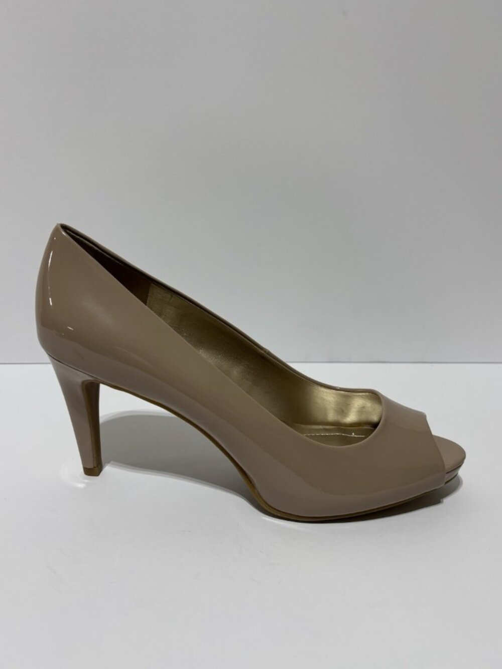 Bandolino Women’s Rainaa Peep Toe Pumps, Size 11 M